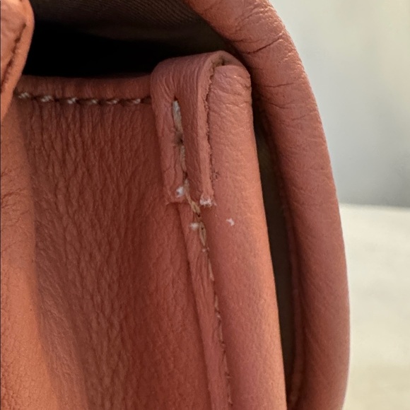 Nearly New! Talbots Pink Leather Bag - Picture 8 of 14